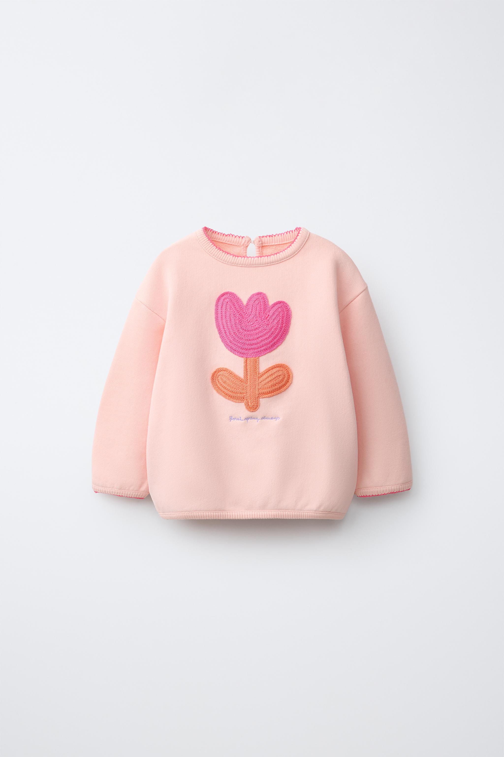 EMBROIDERED FLOWER SWEATSHIRT